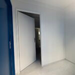 aktion-sanitaercontainer-20-fuss-021814131-wc-damen-herren-aussen-8