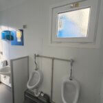 aktion-sanitaercontainer-20-fuss-021809924-dusche-wc-aussen-4