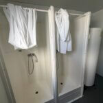 aktion-sanitaercontainer-20-fuss-021809924-dusche-wc-aussen-7