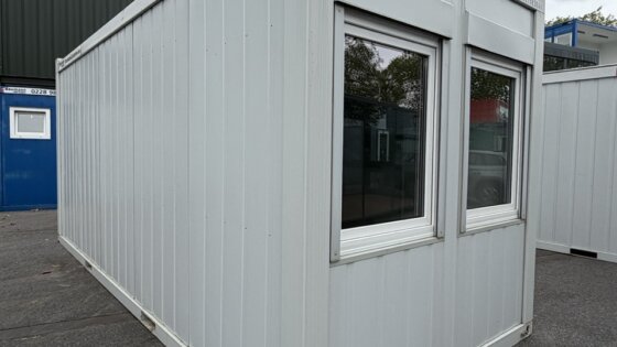 aktion-raumcontainer-20-fuss-021583040-aussen-1