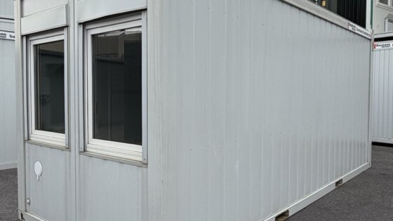 aktion-raumcontainer-20-fuss-021583029-aussen-1