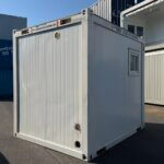 aktion-sanitaercontainer-10-fuss-151961417-dusche-wc-aussen-2