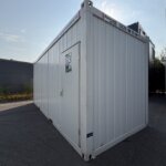 aktion-sanitaercontainer-20-fuss-wc-herren-wc-damen-020943544-außen-1