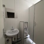 aktion-sanitaercontainer-20-fuss-wc-herren-wc-damen-020943544-außen-7