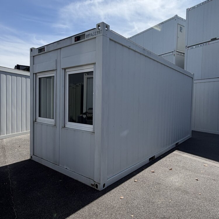 aktion-raumcontainer-20-fuss-091432392-aussen-1