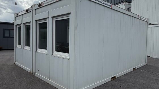 aktion-doppelanlage-20-fuss-913262760-151215209-aussen-1