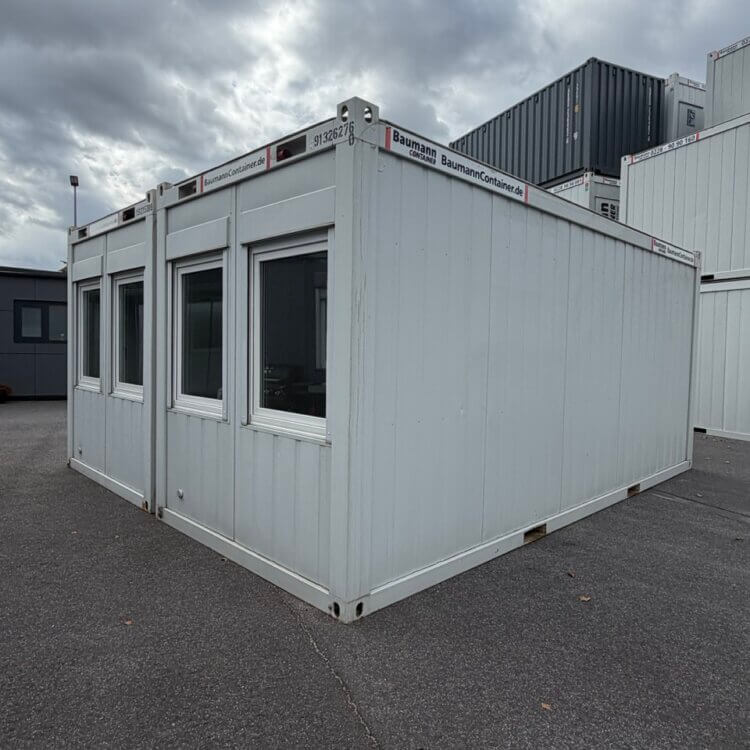 aktion-doppelanlage-20-fuss-913262760-151215209-aussen-1