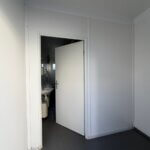 aktion-sanitaercontainer-20-fuss-011551340-wc-herren-aussen-3
