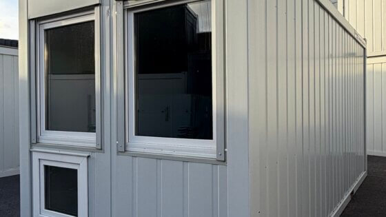 aktion-raumcontainer-20-fuss-011550534-aussen-1