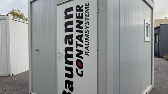 aktion-sanitaercontainer-10-fuss-89210061-dusche-wc-aussen-1