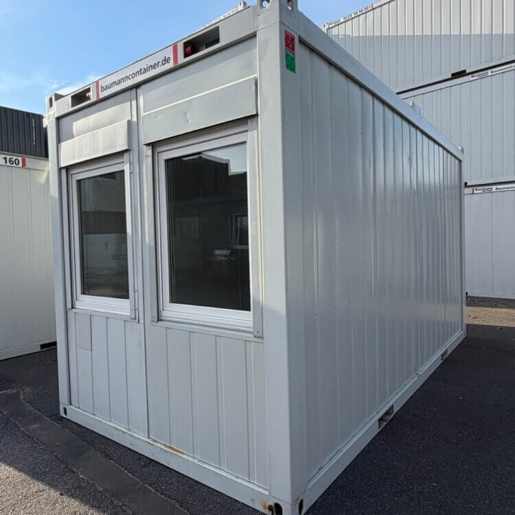 aktion-raumcontainer-16-fuss-022044141-aussen-1