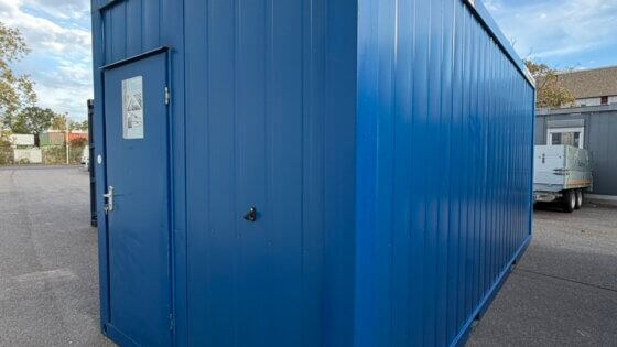 aktion-sanitaercontainer-20-fuss-021363224-wc-herren-aussen-1