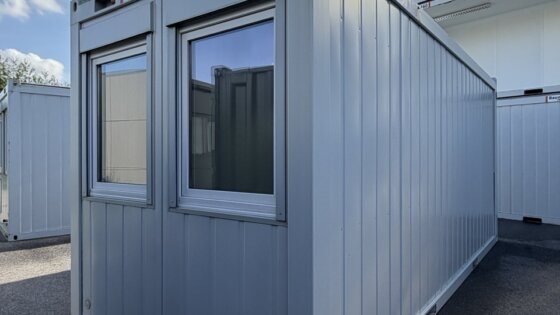 aktion-raumcontainer-20-fuss-021816611-aussen-1