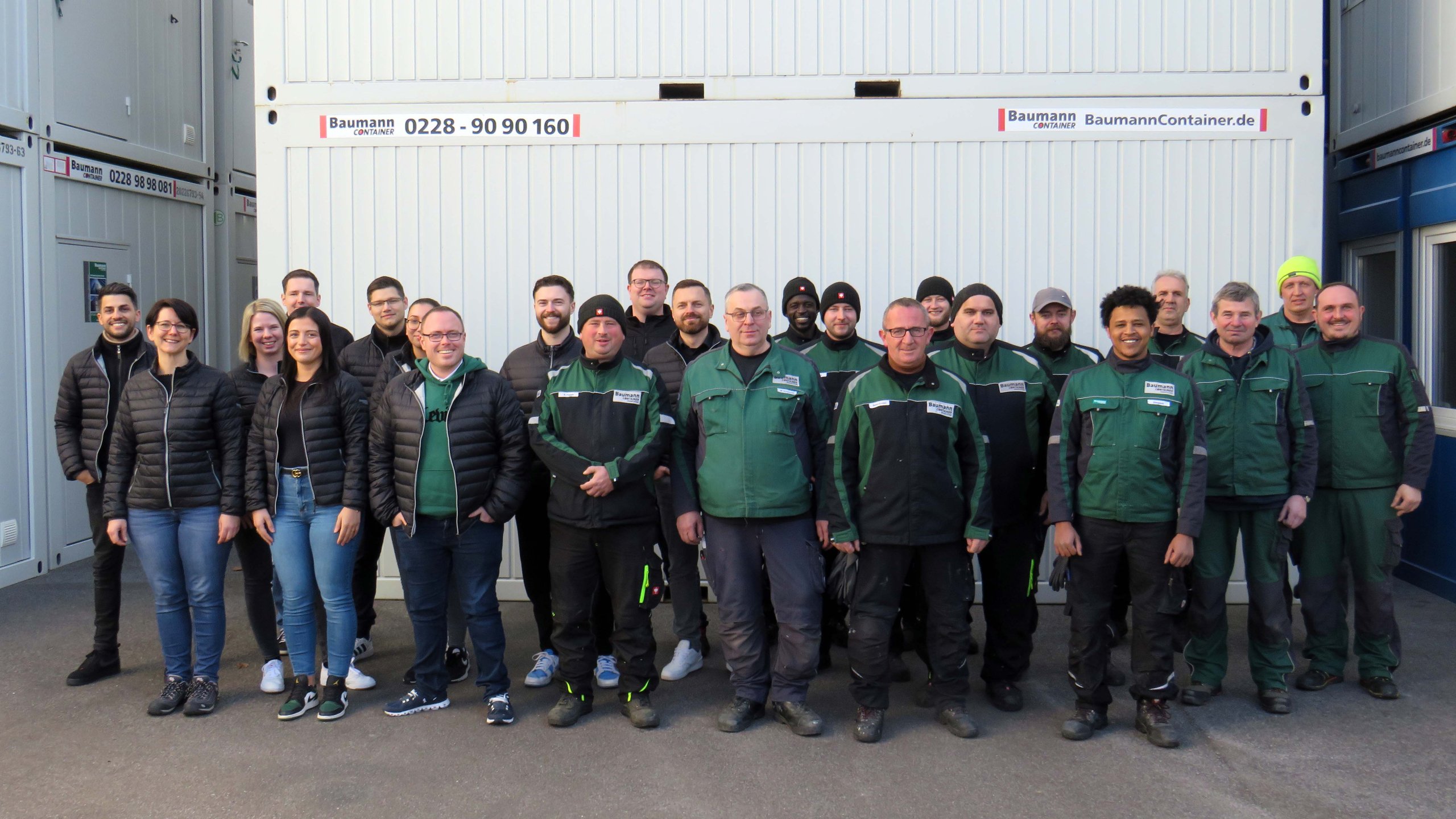 Gruppenbild Team Baumann Container