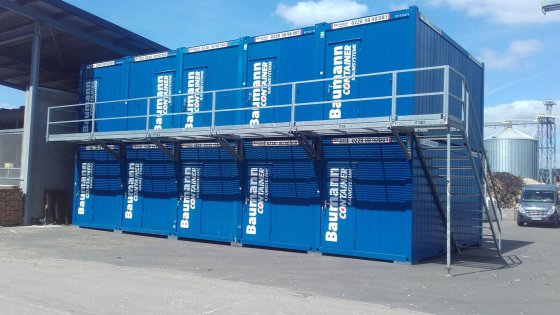 Containeranlage als Tagesunterkunft in Vielsam, Belgien Außenansicht