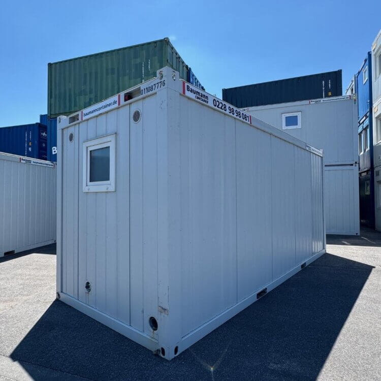 aktion-sanitaercontainer-20-fuss-dusche-mit-windfang-011087776-aussen-3