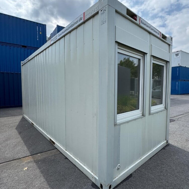 aktion-raumcontainer-20-fuss-021261423-aussen-1