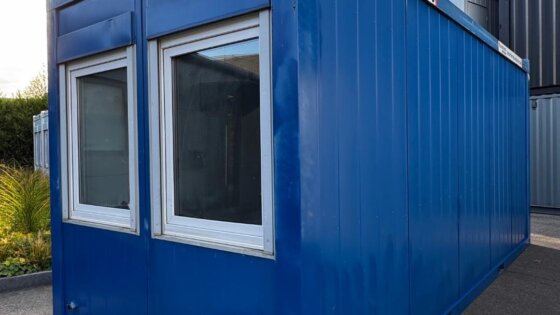 aktion-raumcontainer-20-fuss-151111599-aussen-1