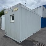aktion-sanitaercontainer-20-fuss-dusche-wc-p216-1218-außen-2