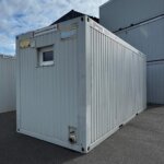 aktion-sanitaercontainer-20-fuss-13201-dusche-aussen-2