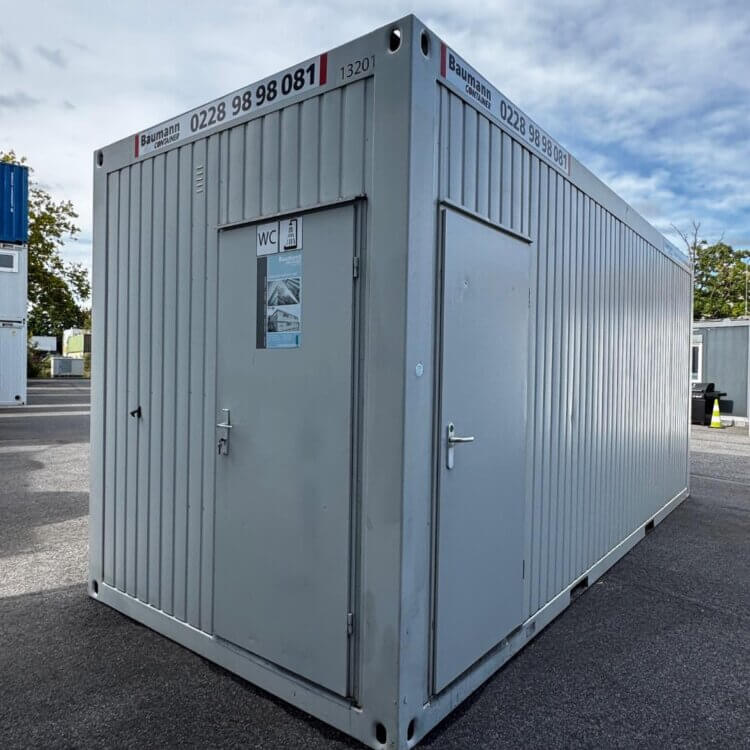 aktion-sanitaercontainer-20-fuss-13201-dusche-aussen-1