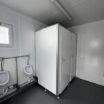 aktion-sanitaercontainer-20-fuss-53-022164523-wc-damen-herren-innen-1