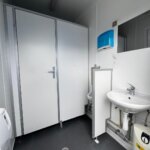 aktion-sanitaercontainer-10-fuss-021472928-wc-damen-herren-innen-1