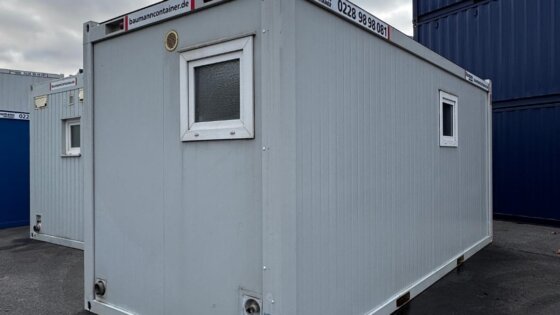 aktion-sanitaercontainer-20-fuss-021582901-dusche-wc-aussen-1