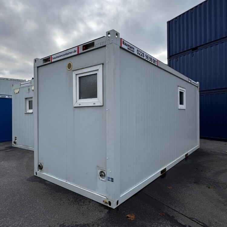 aktion-sanitaercontainer-20-fuss-021582901-dusche-wc-aussen-1