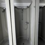 aktion-sanitaercontainer-20-fuss-13201-dusche-innen-2