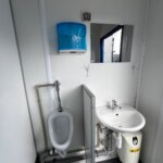 aktion-sanitaercontainer-10-fuss-021472928-wc-damen-herren-innen-3