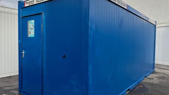 aktion-sanitaercontainer-20-fuss-011325314-wc-herren-aussen-2