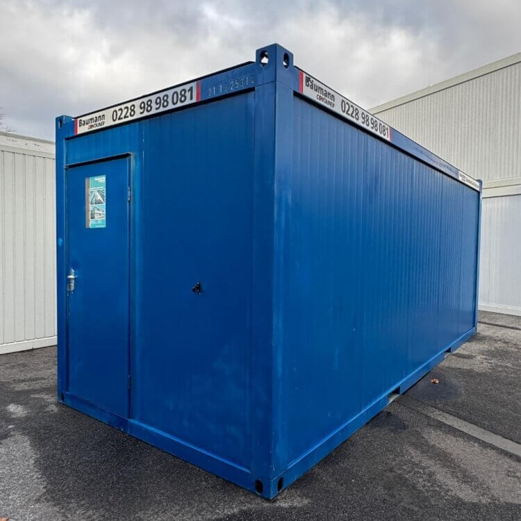 aktion-sanitaercontainer-20-fuss-011325314-wc-herren-aussen-2