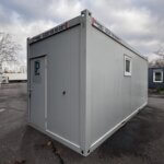 aktion-sanitaercontainer-20-fuss-021582901-dusche-wc-aussen-2