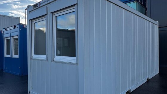 aktion-raumcontainer-20-fuss-021921943-aussen-1