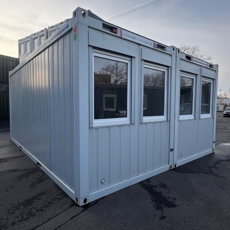 aktion-doppelanlage-20-fuss-151530879-011774736-aussen-1