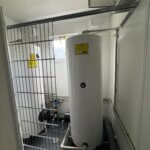 aktion-sanitaercontainer-20-fuss-dusche-151527260-innen-2