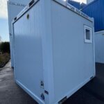 aktion-sanitaercontainer-10-fuss-021706162-dusche-wc-aussen-2