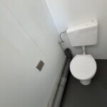 aktion-sanitaercontainer-20-fuss-dusche-wc-021585744-innen-3