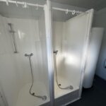 aktion-sanitaercontainer-20-fuss-dusche-wc-021585744-innen-5