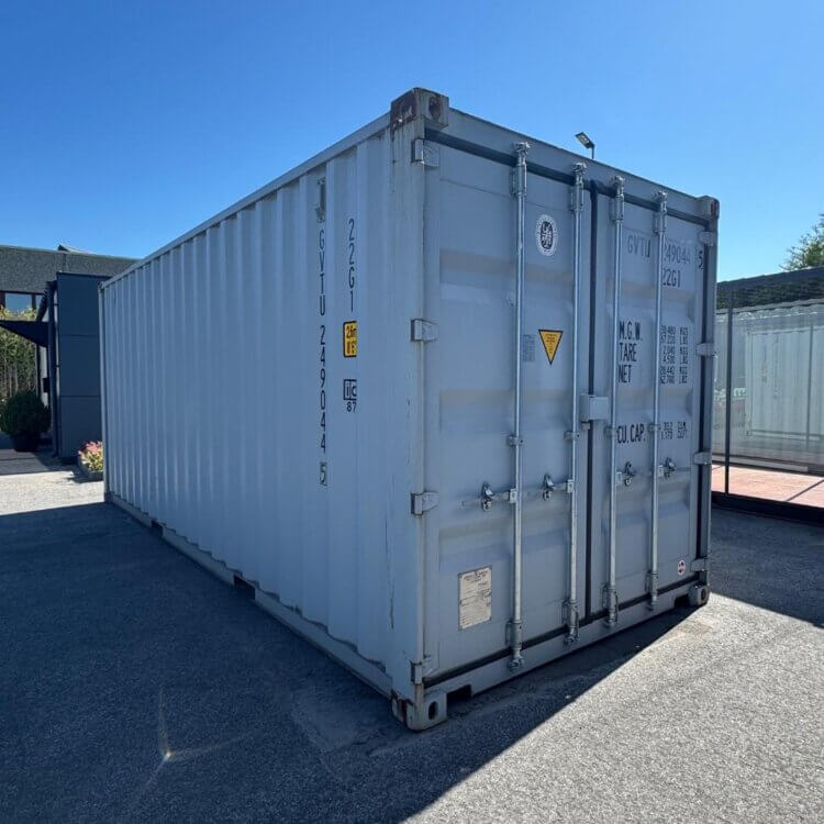 aktion-seecontainer-20-fuss-249044-5-aussen-1